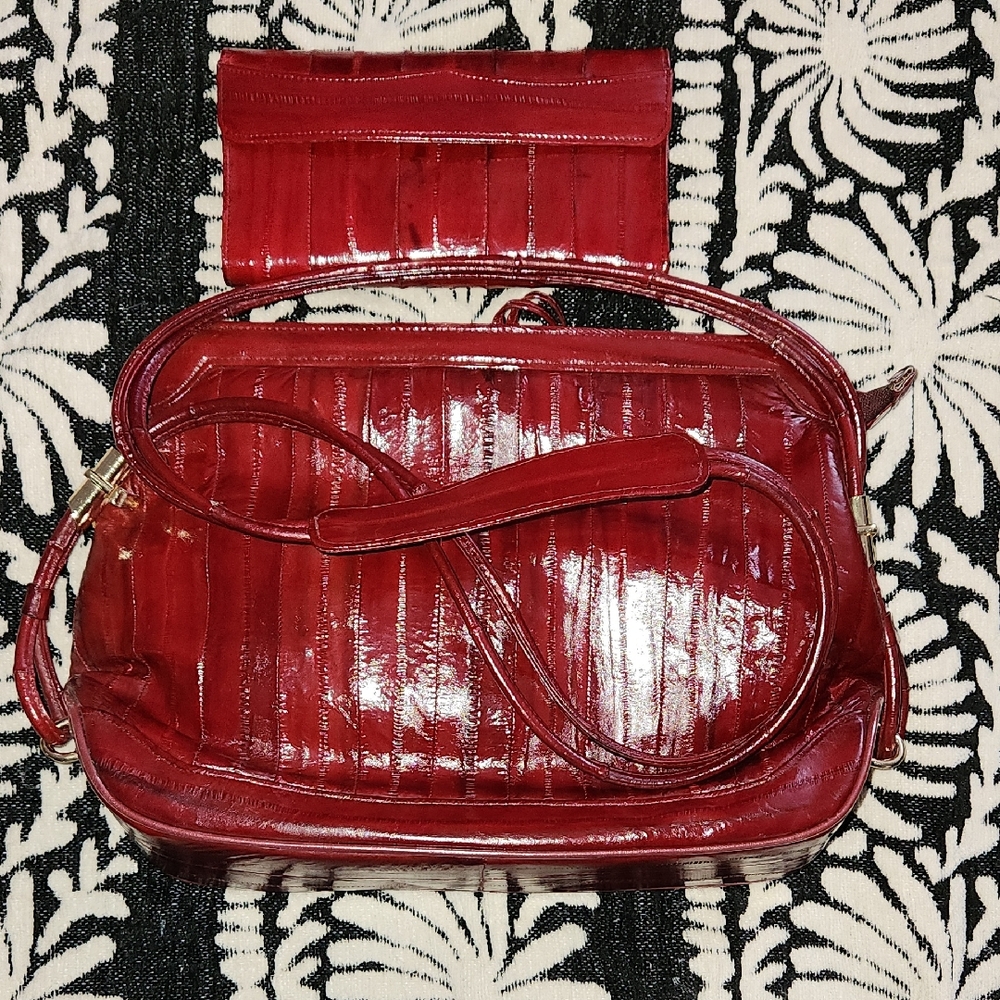 Red Patent Crossbody Shoulder Bag with Matching Wallet